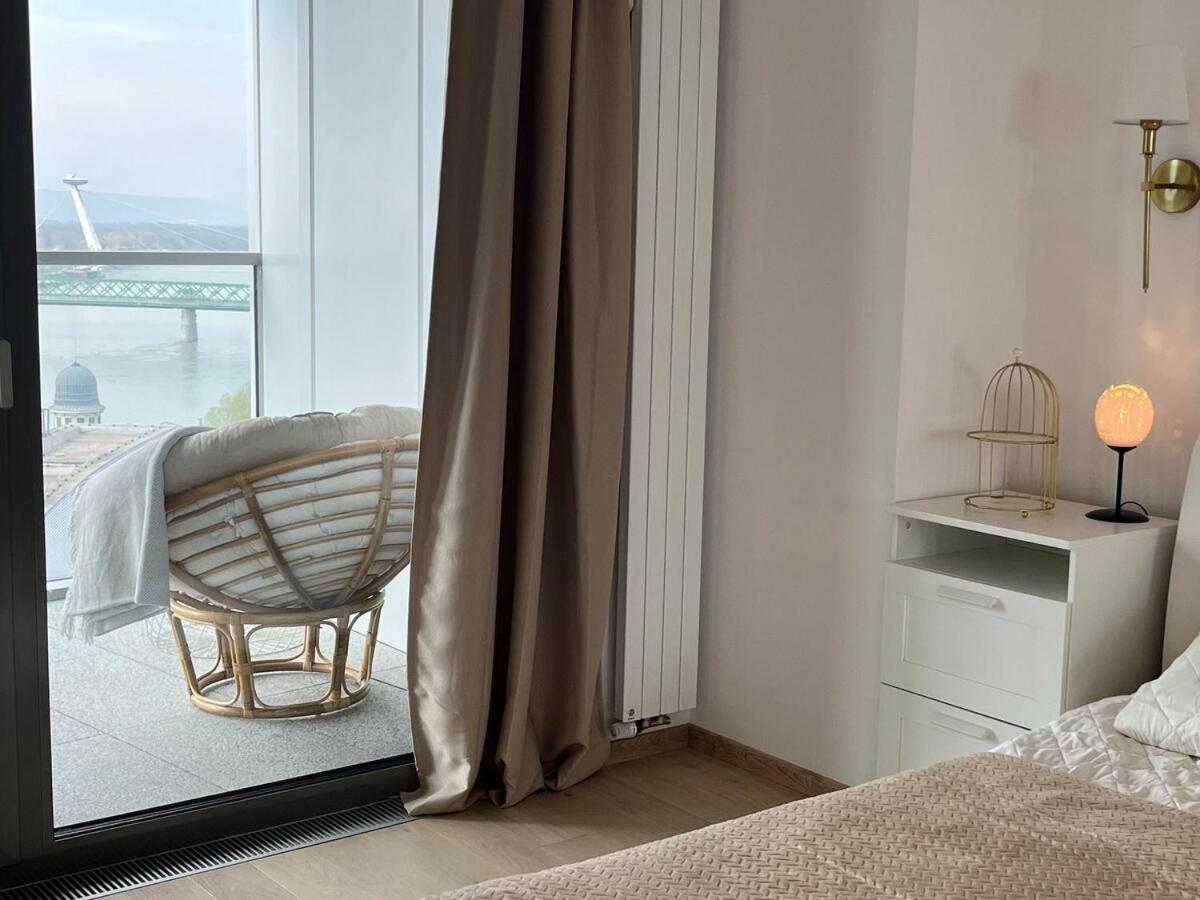 Luxury Aparment In Eurovea Tower *